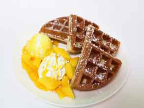 Mango-Waffle